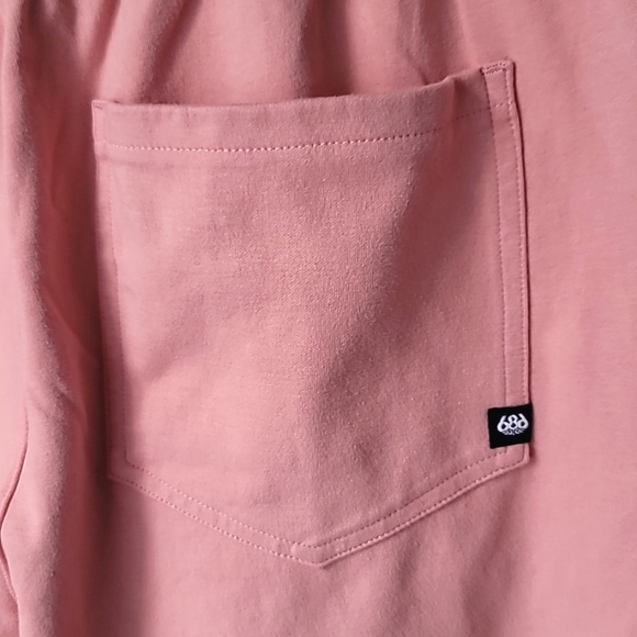 NWT 686 Everywhere Double Knit Performance Shorts, Size XLarge, Color Rosette - Picture 11 of 15